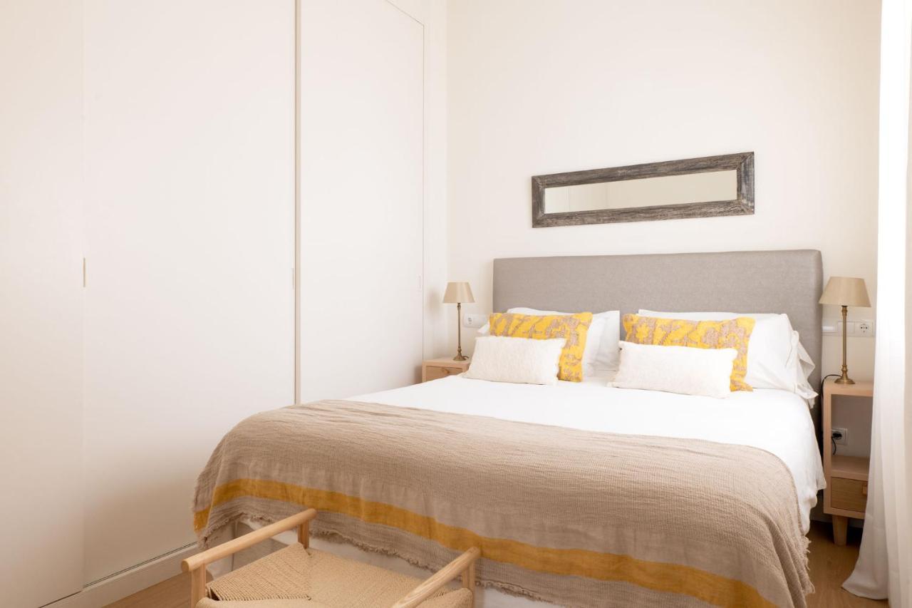 Plaza Nueva 2 Bedrooms & 2 Bathrooms Севиля Екстериор снимка