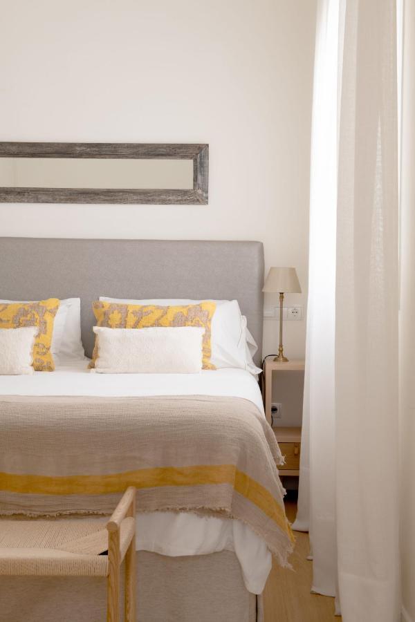 Plaza Nueva 2 Bedrooms & 2 Bathrooms Севиля Екстериор снимка