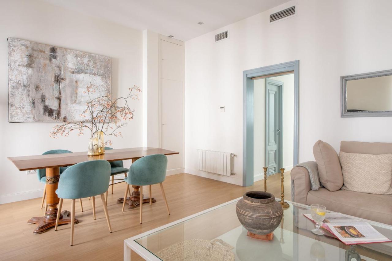 Plaza Nueva 2 Bedrooms & 2 Bathrooms Севиля Екстериор снимка