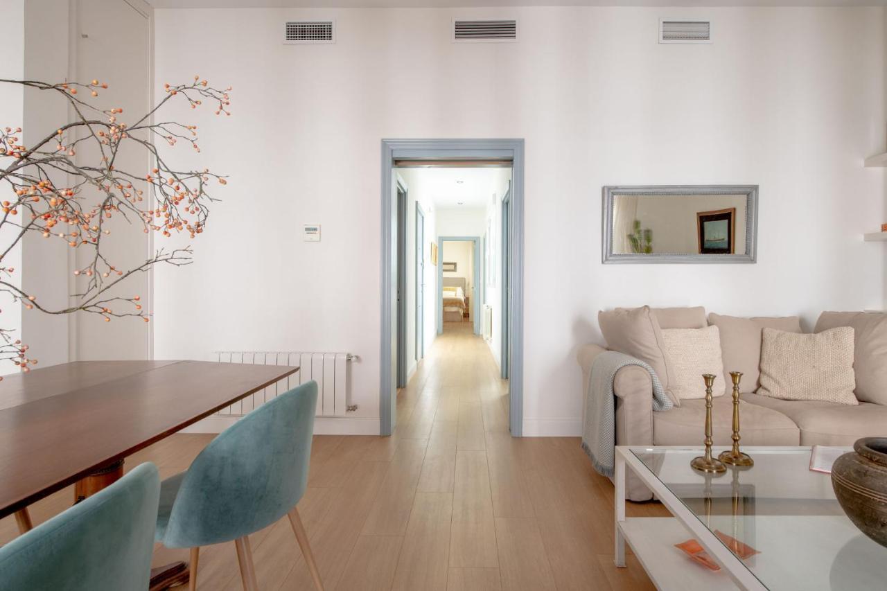 Plaza Nueva 2 Bedrooms & 2 Bathrooms Севиля Екстериор снимка